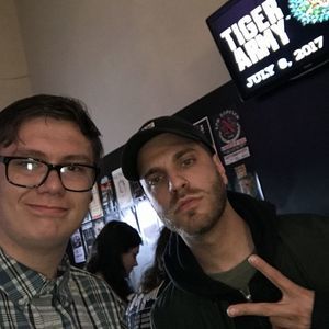 Meet your Posher, Quintin